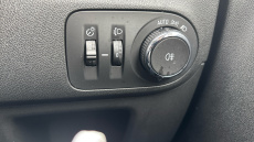 Vauxhall Crossland 1.2 Design 5dr Petrol Hatchback